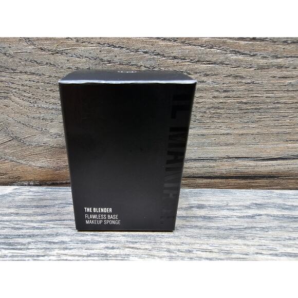 Il Makiage The Blender Flawless Base Makeup Sponge New in Box - Picture 1 of 3
